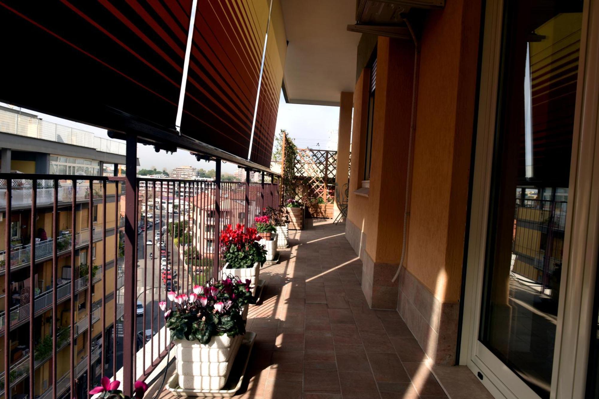 In Terrazza Da Giusy Acomodação com café da manhã Roma Exterior foto